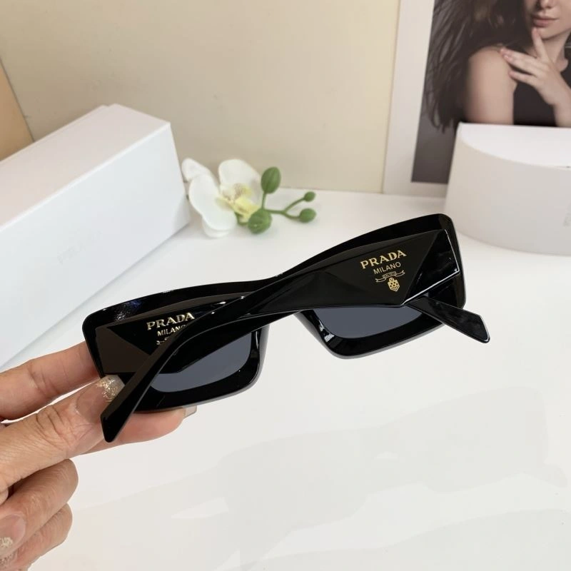 Prada Sunglasses FashionForward 281897