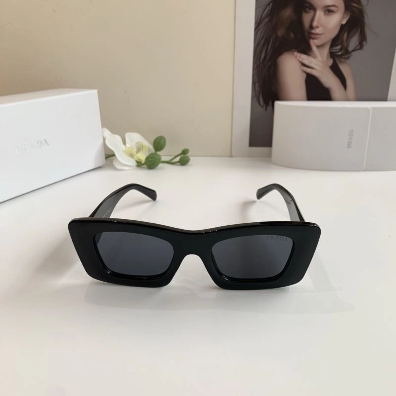 Prada Sunglasses FashionForward 281897