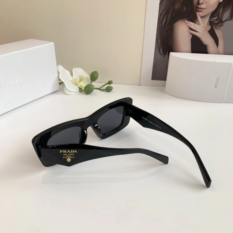 Prada Sunglasses FashionForward 281897