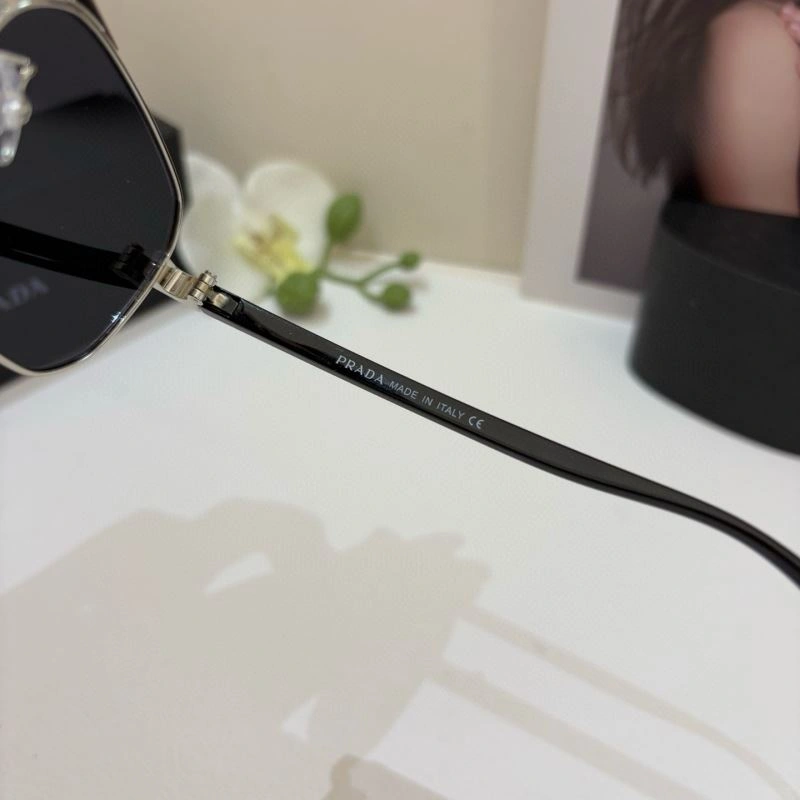 Prada Sunglasses WellDesigned 281853