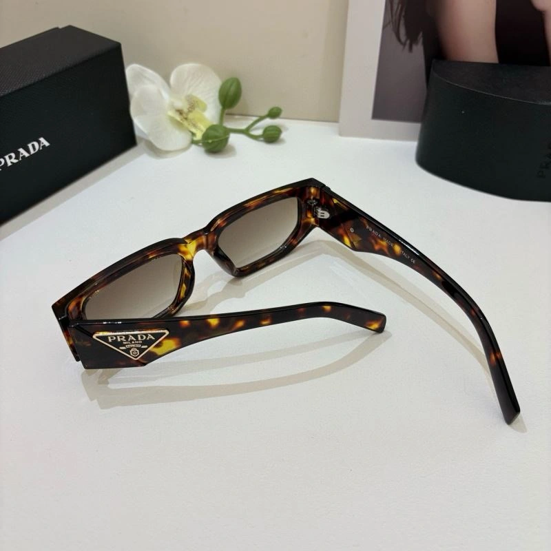 Prada Sunglasses Lightweight 281878