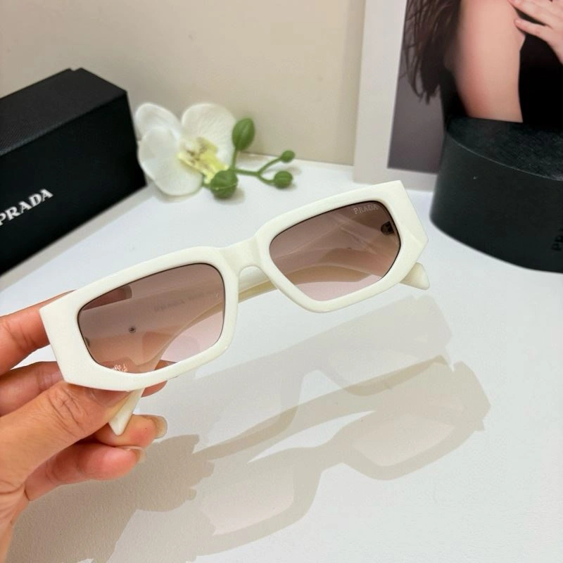 Prada Sunglasses UrbanStyle 281855