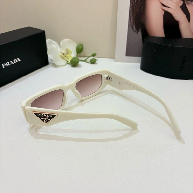 Prada Sunglasses UrbanStyle 281855