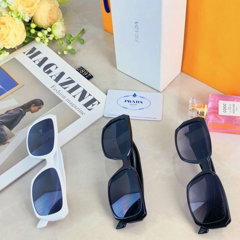 Prada Sunglasses RelaxedFit 281880