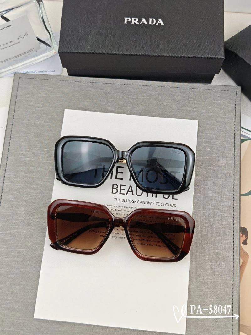 Elegant Prada Sunglasses 281873