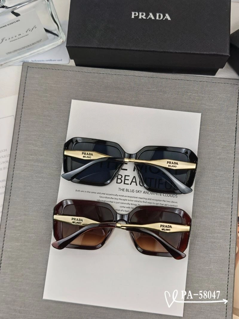 Elegant Prada Sunglasses 281873