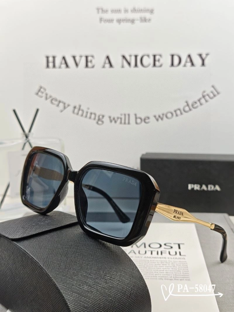 Elegant Prada Sunglasses 281873