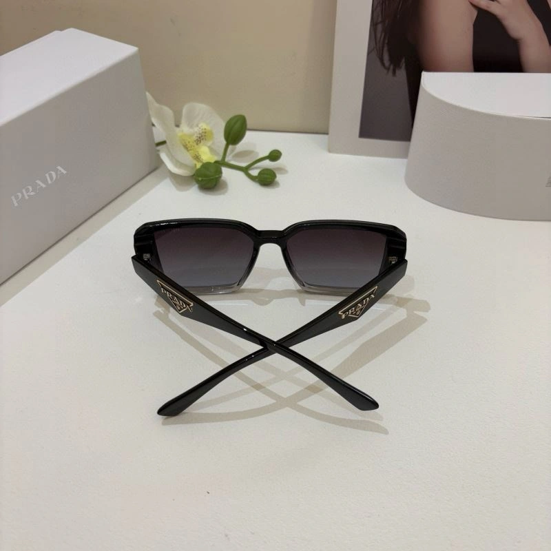 ZipUp Prada Sunglasses 281847