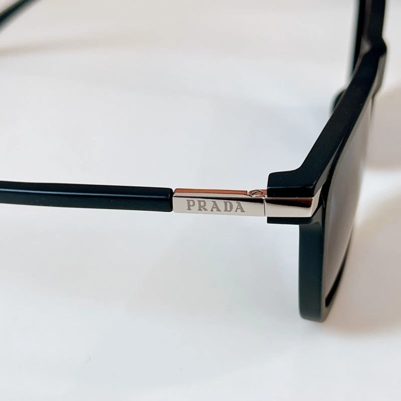 Prada Sunglasses FashionForward 281839