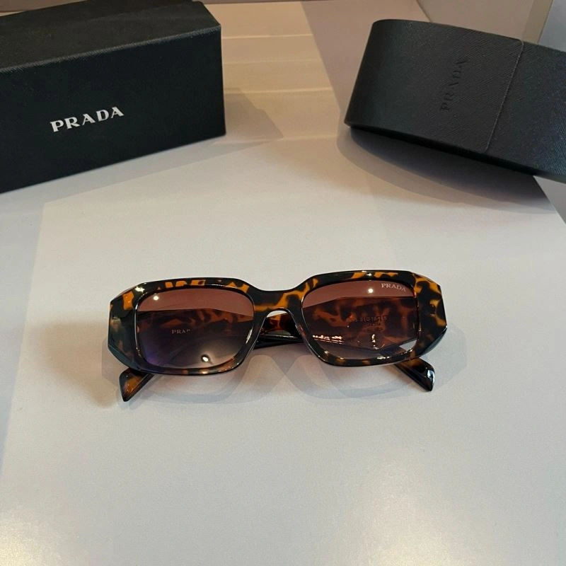 Fashionable Prada Sunglasses 282062