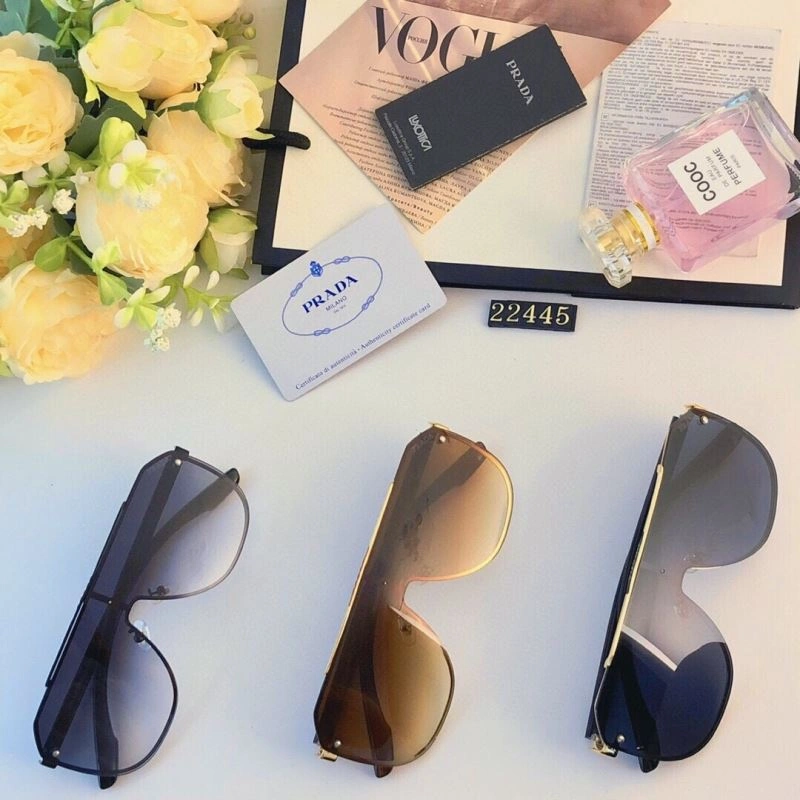 Prada Sunglasses Sporty 282066