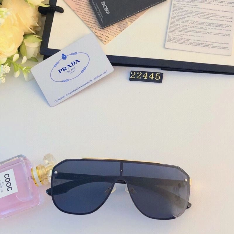 Prada Sunglasses Sporty 282066