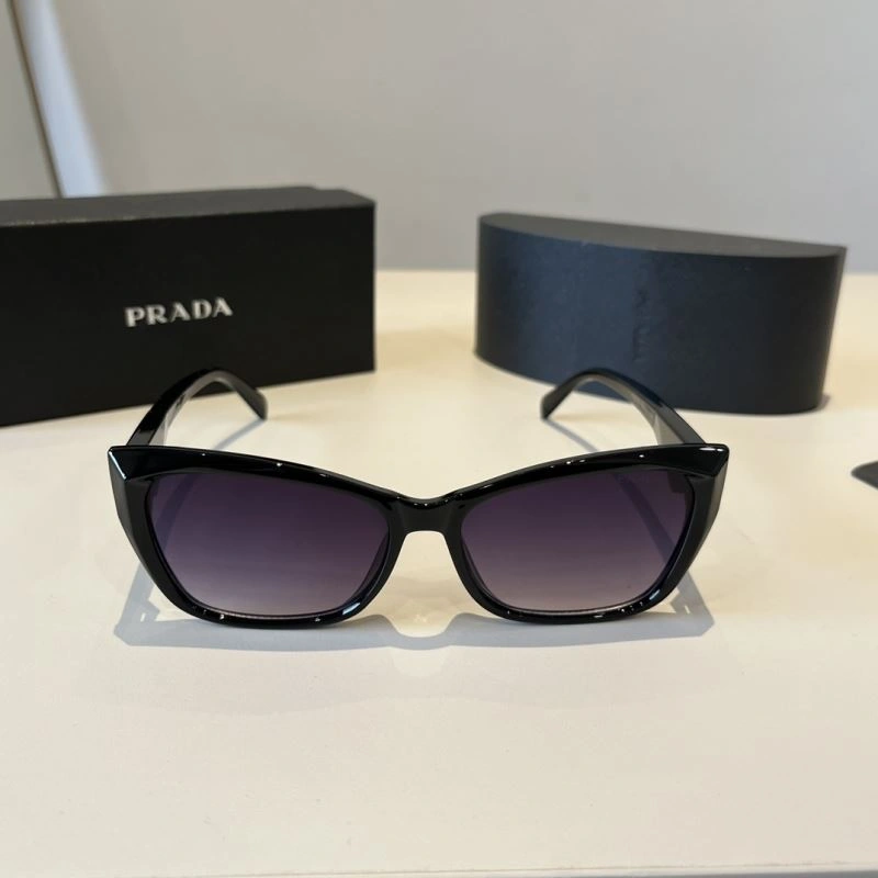 RelaxedFit Prada Sunglasses 282065