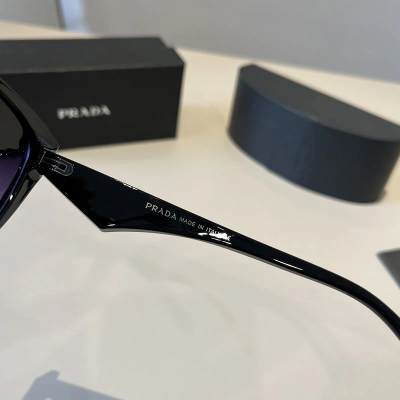 RelaxedFit Prada Sunglasses 282065