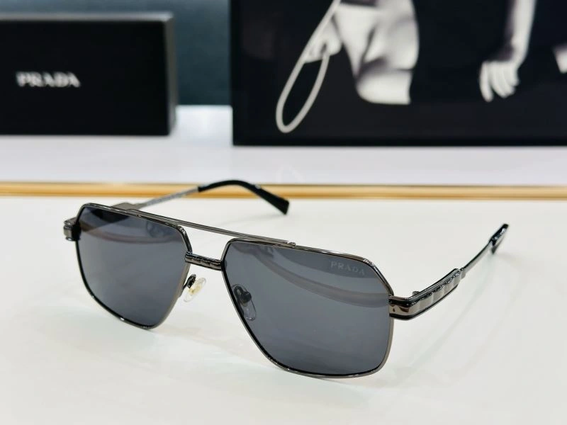 Prada Sunglasses StreetReady 282088