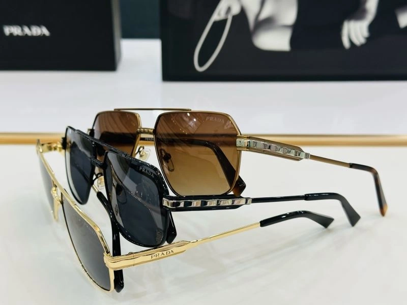 Prada Sunglasses StreetReady 282088