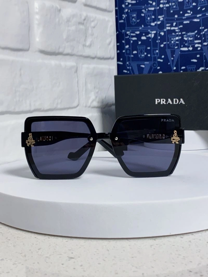 WellDesigned Prada Sunglasses 282054