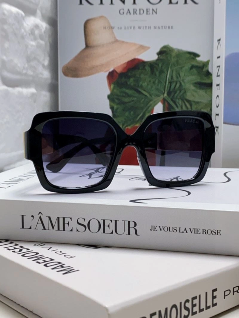 Prada Sunglasses UrbanStyle 282053