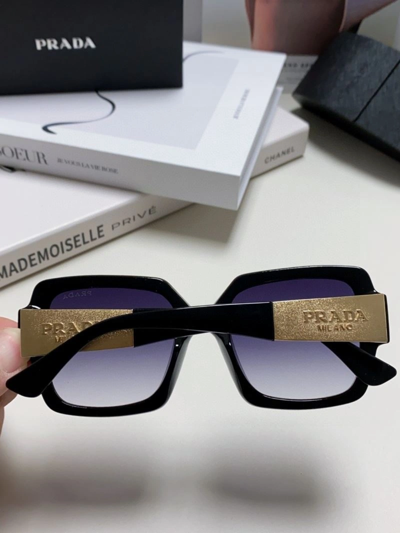 Prada Sunglasses UrbanStyle 282053
