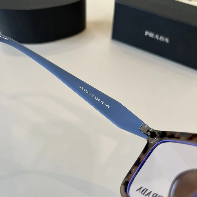 Classic Prada Sunglasses 282033