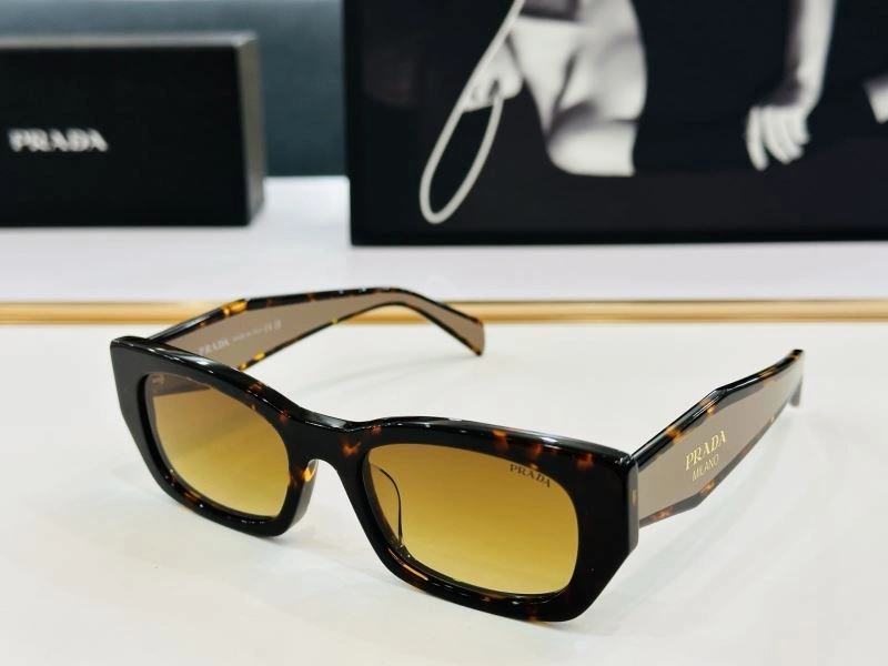 Prada Sunglasses ZipUp 282042