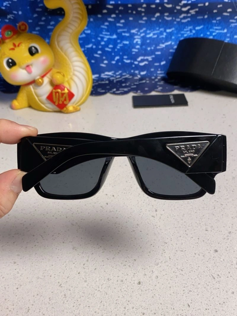 Practical Prada Sunglasses 282046