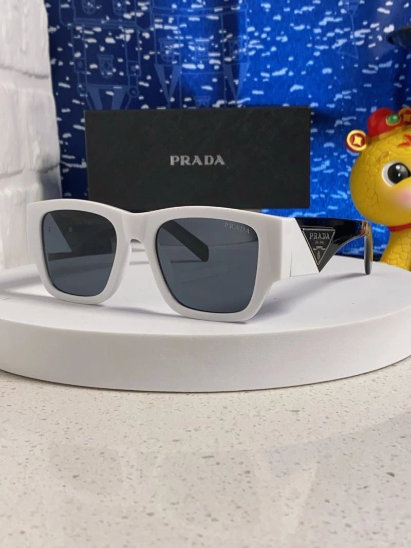 Neat Prada Sunglasses 282040