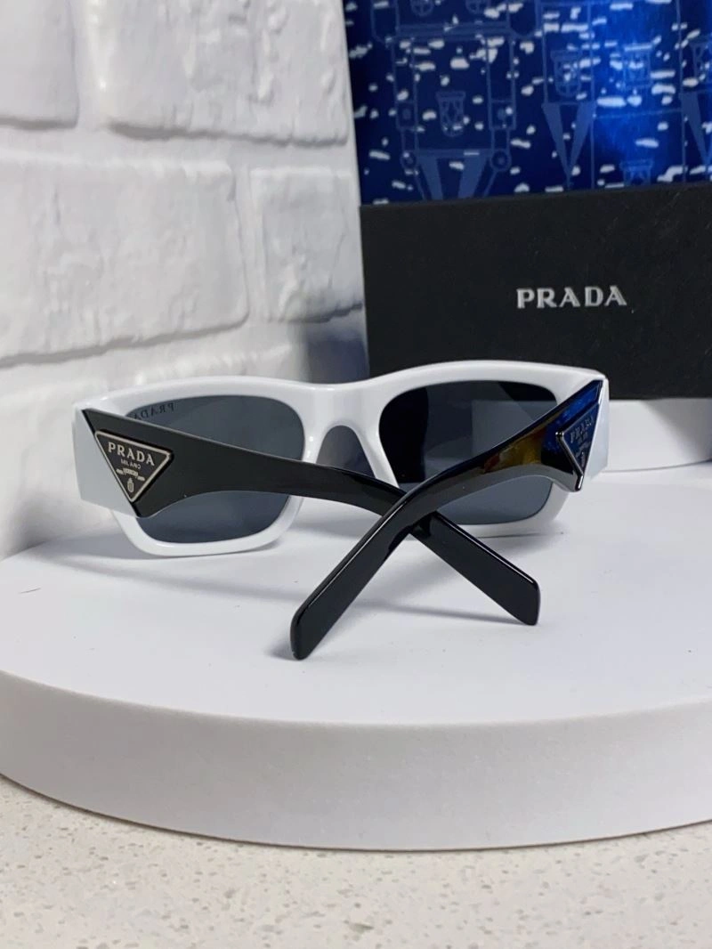 Neat Prada Sunglasses 282040