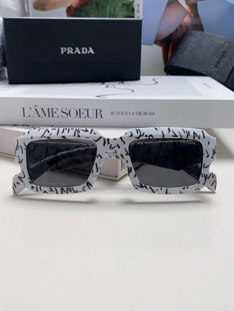 Prada Sunglasses Trendsetting 282021