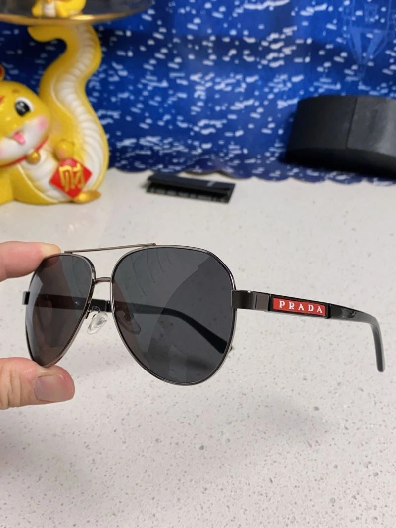 Sleek Prada Sunglasses 282013