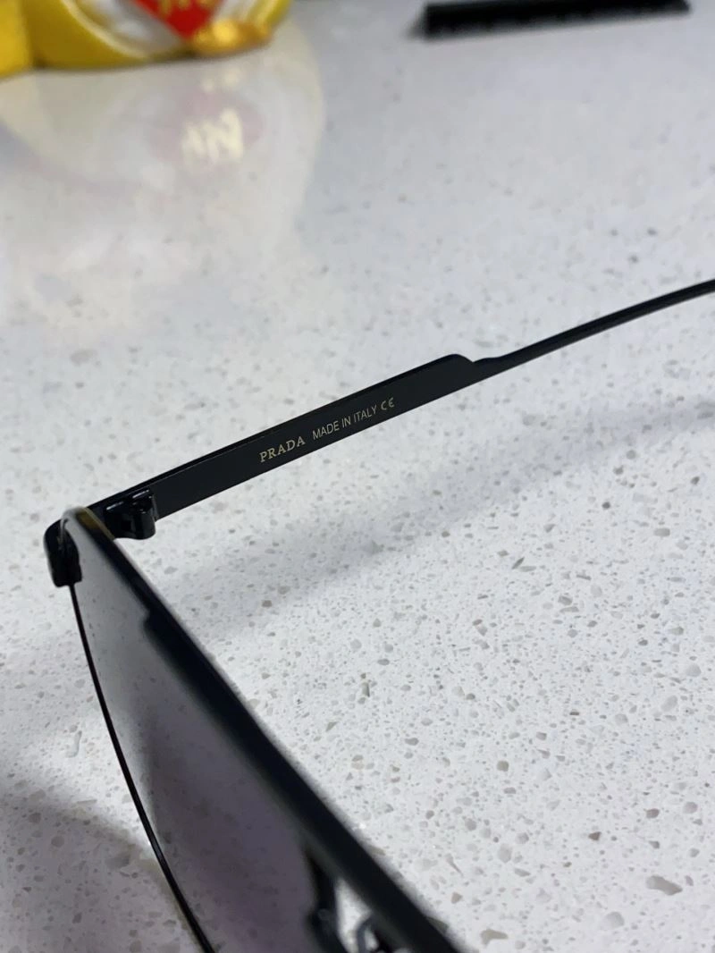 Bold Prada Sunglasses 282008