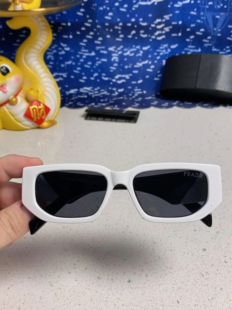 Prada Sunglasses OdorResistant 281997