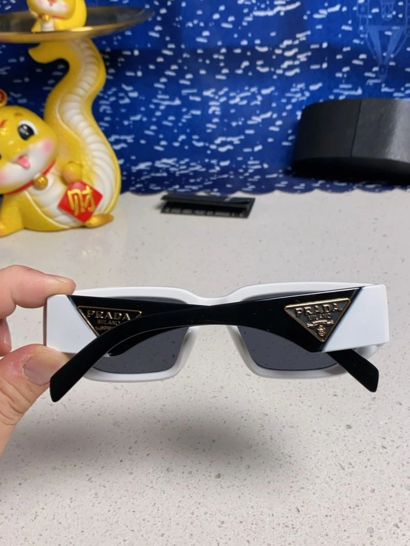 Prada Sunglasses OdorResistant 281997