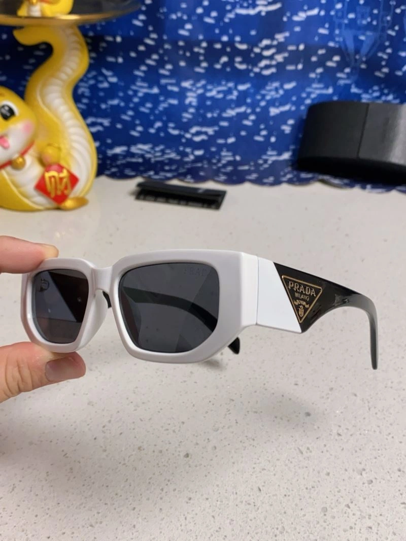 Prada Sunglasses OdorResistant 281997