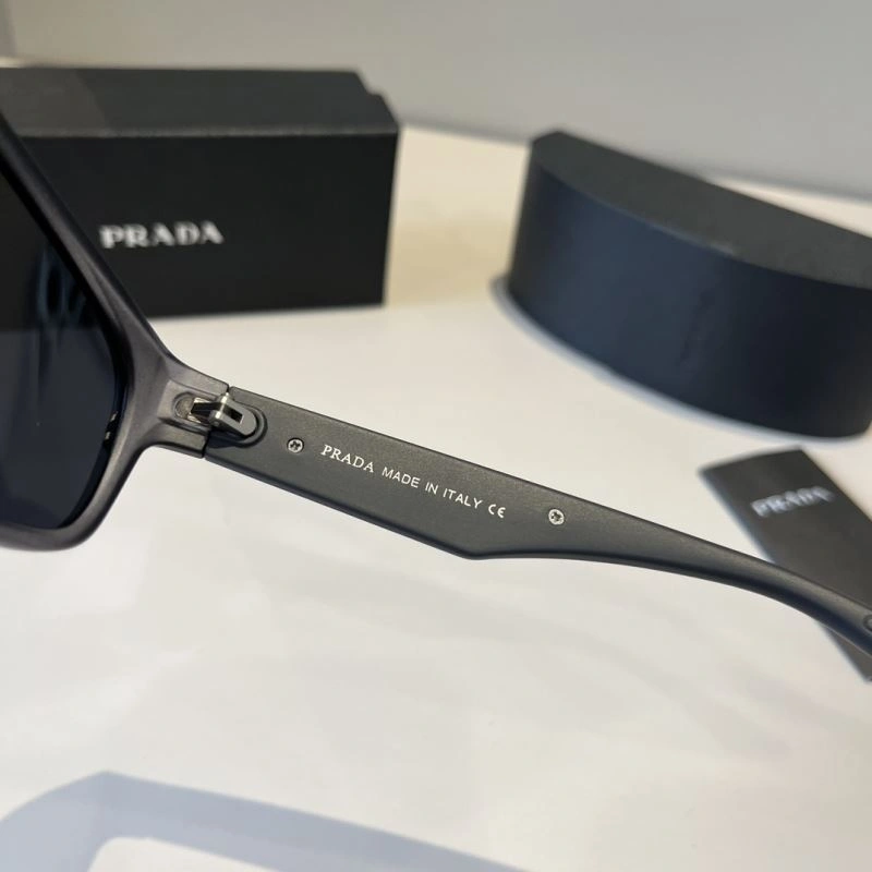 Prada Sunglasses ZipUp 281998