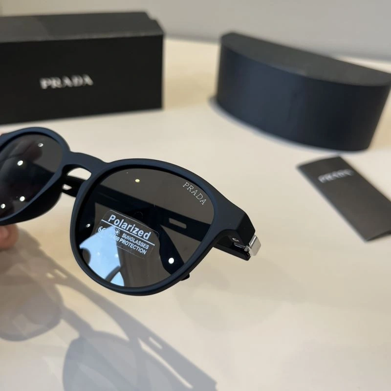 Lightweight Prada Sunglasses 281983