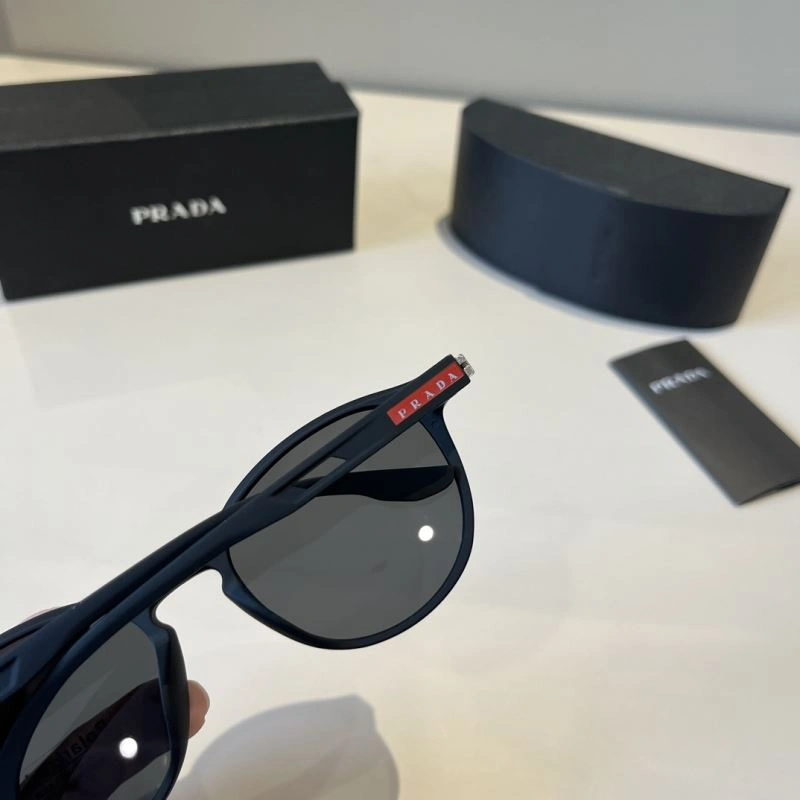 Lightweight Prada Sunglasses 281983