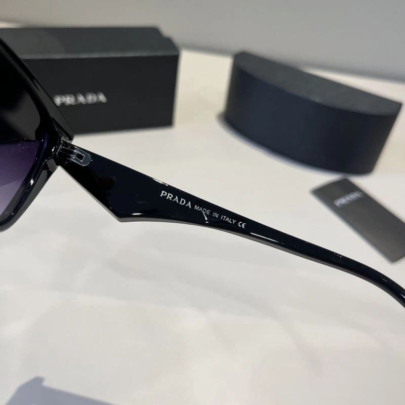 Durable Prada Sunglasses 281975