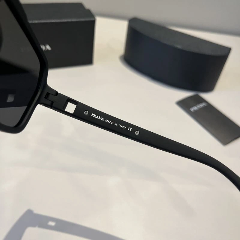 Prada Sunglasses Lightweight 281969
