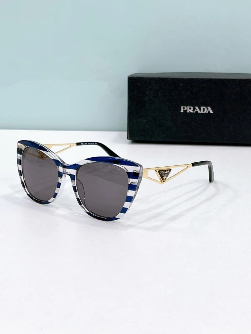Compact Prada Sunglasses 282148