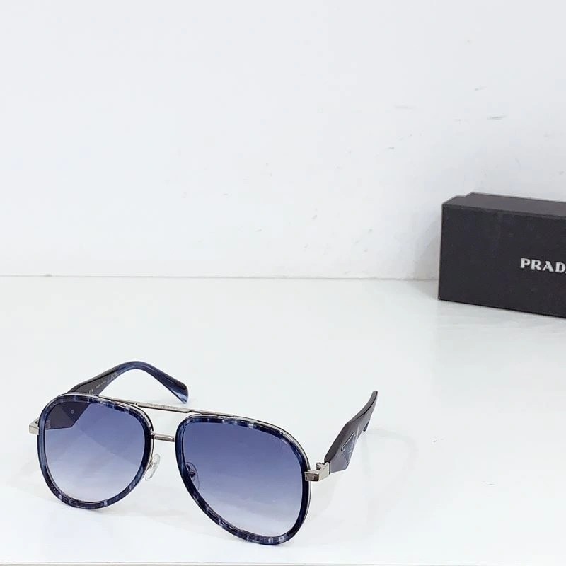 Trendsetting Prada Sunglasses 282136