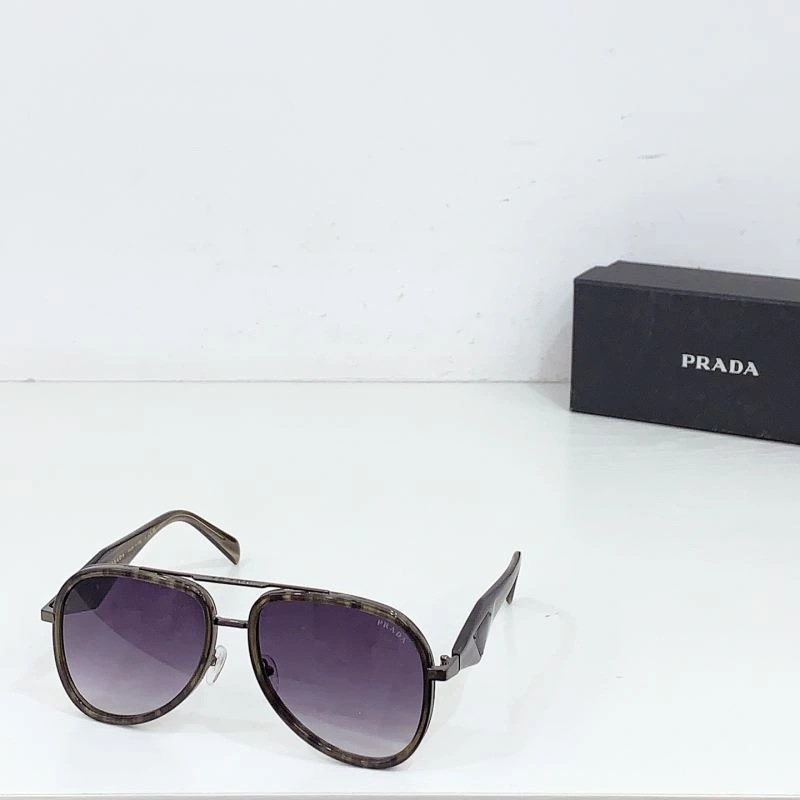 Trendsetting Prada Sunglasses 282136