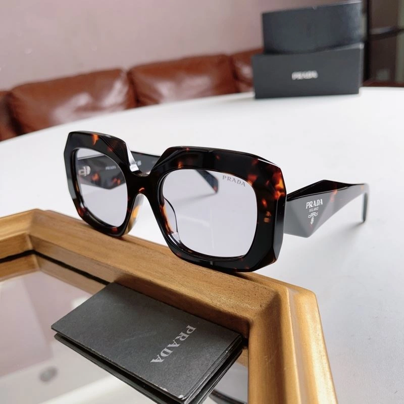 Prada Sunglasses RelaxedFit 282131
