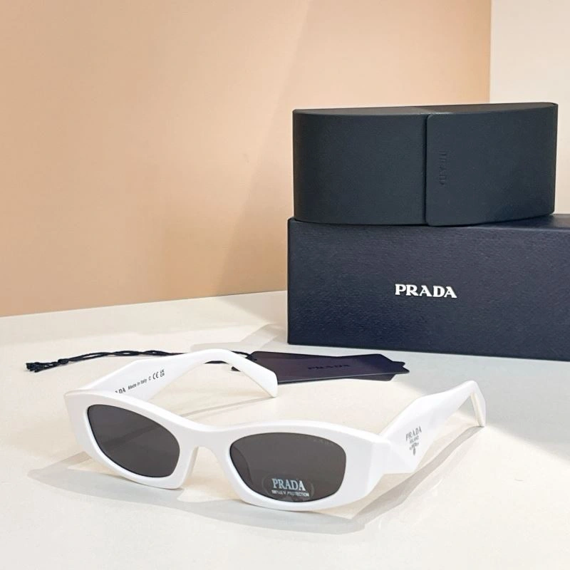 Prada Sunglasses Versatile 282098