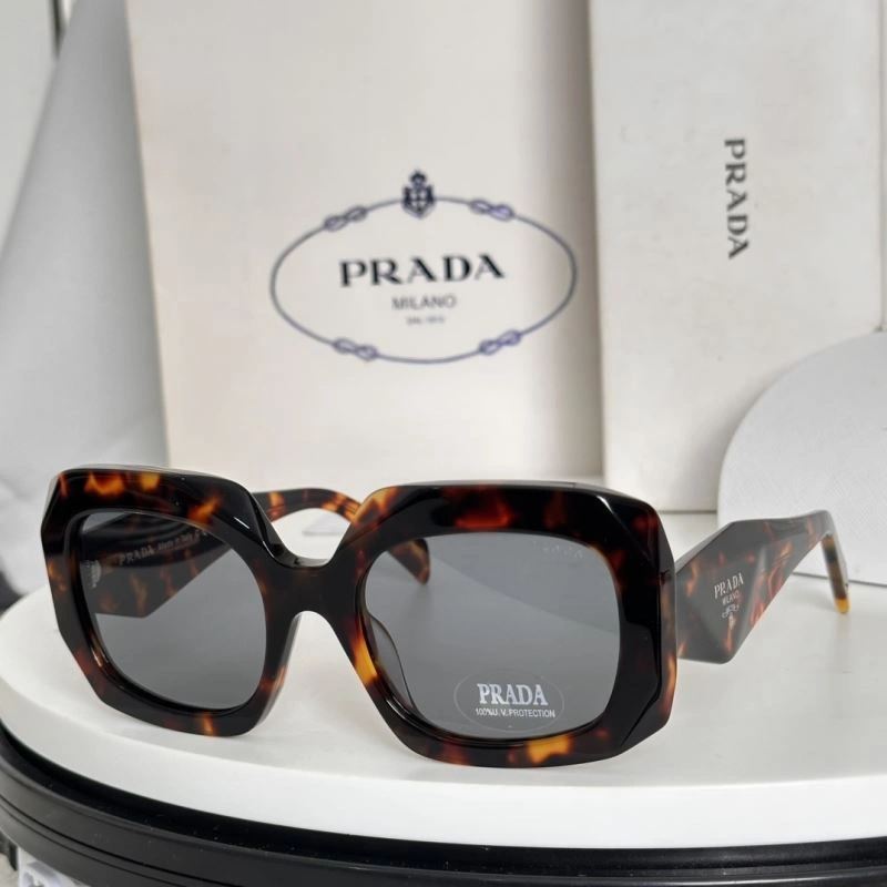 Supportive Prada Sunglasses 282077