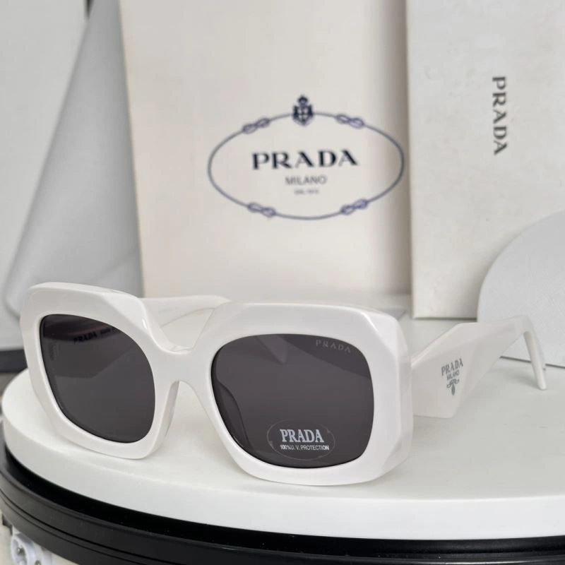 Supportive Prada Sunglasses 282077