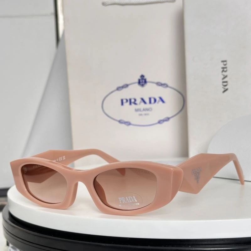 WellDesigned Prada Sunglasses 282082