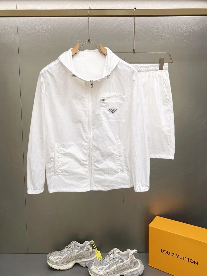 Prada Sunscreen Jacket Attractive 167107