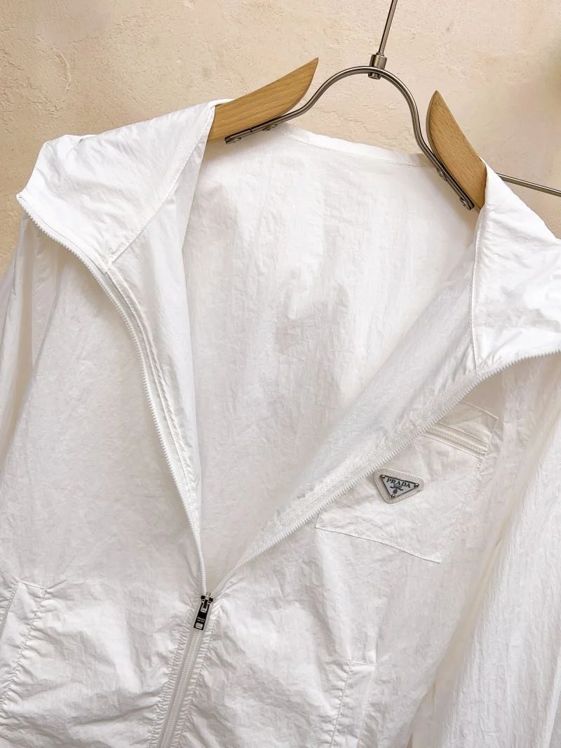 Prada Sunscreen Jacket Attractive 167107