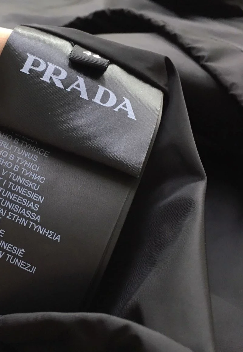 Unique Prada Sunscreen Jacket 167136